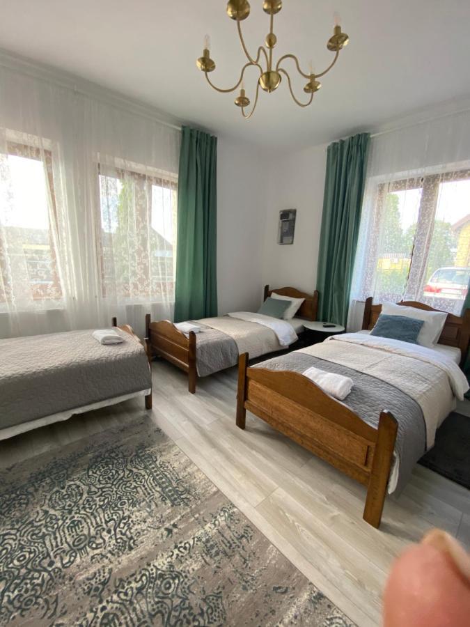 Szymanowka Dom Nad Rzeka - Noclegi Koden Exteriör bild